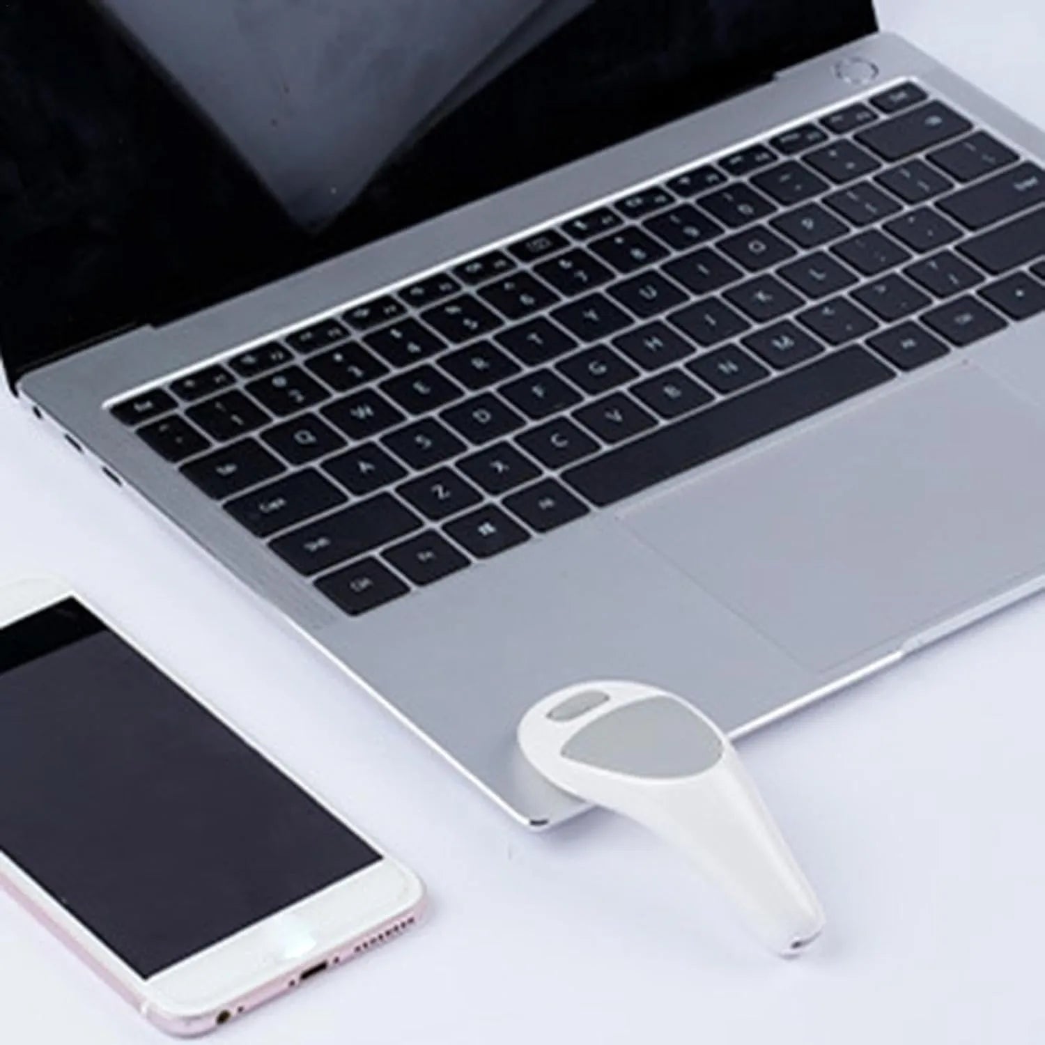 PouceCtrl™ Le compagnon parfait pour votre confort quotidien.